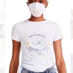 NWT $35 Madden Girl Change the world with kindness ruched sides T shirt w mask